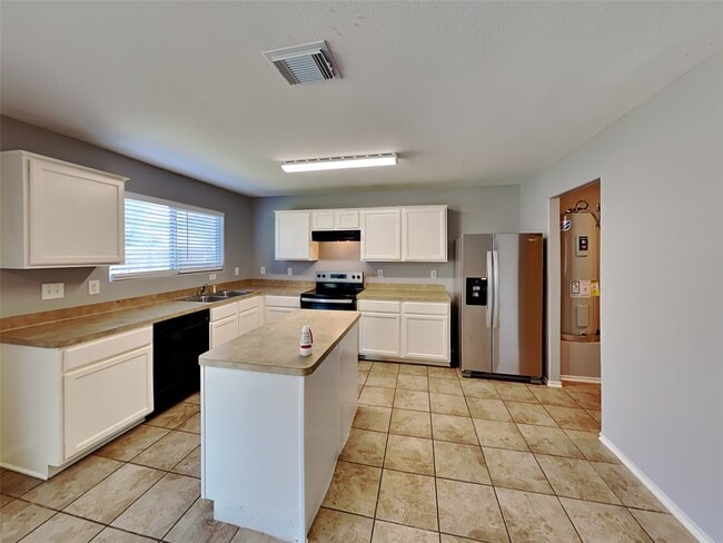 2203 Shady Birch Dr