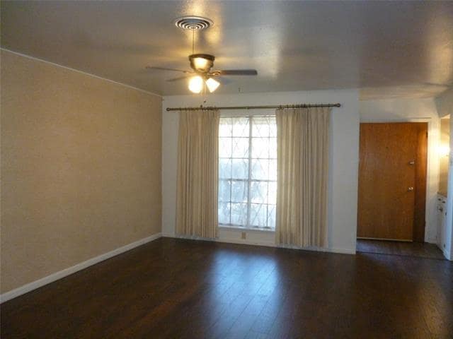 Photo - 1121 Patricia Dr