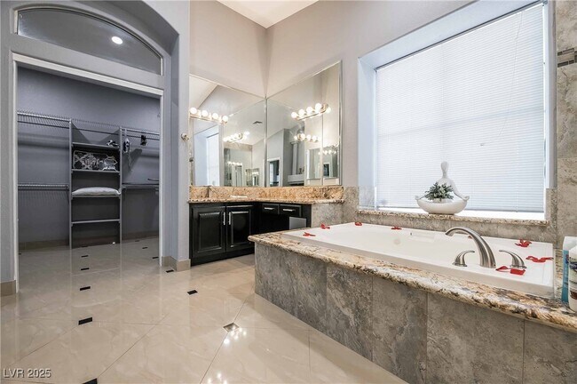 Photo - 1400 Castle Crest Dr