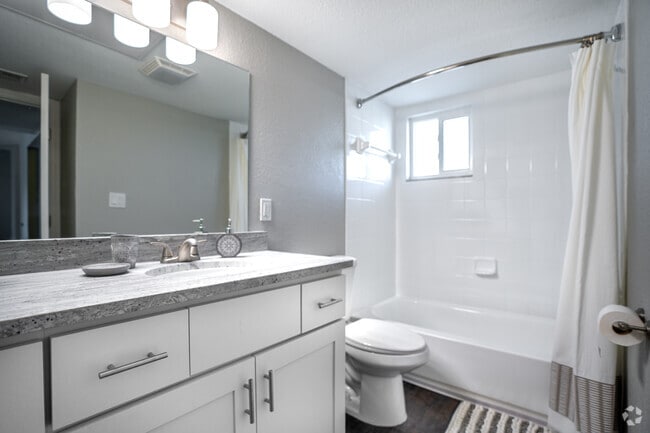 Key Largo - 1BR, 1BA - 701SF - Bathroom