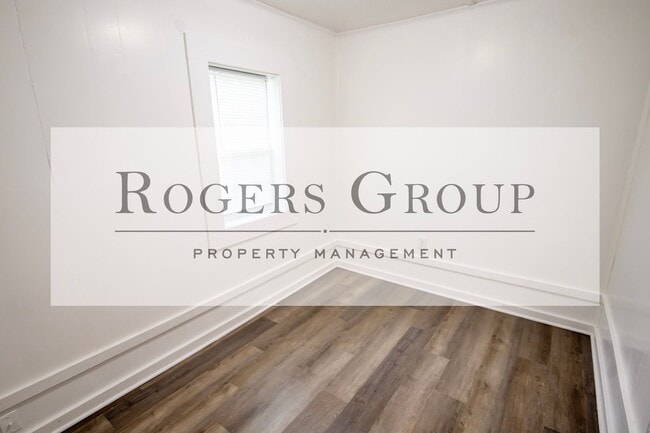 Photo - 301 Perry St