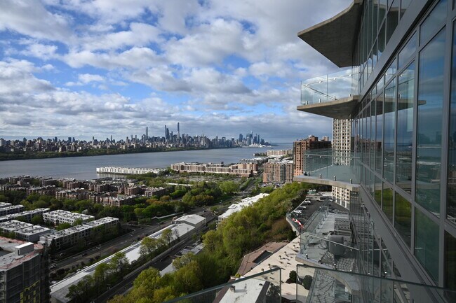 Photo - 320 Adolphus Ave Condo Unit One Park  1416