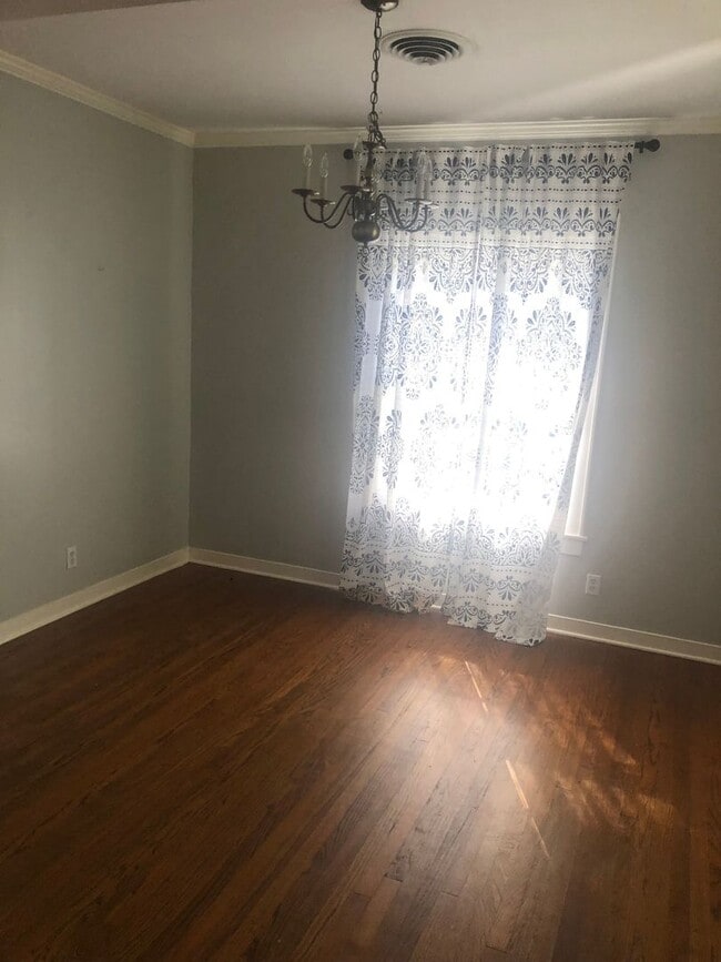 Photo - WONDERFUL SO. HIGHLANDS HOME.