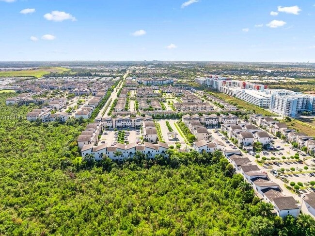 Photo - 10419 NW 82nd St Unit 12