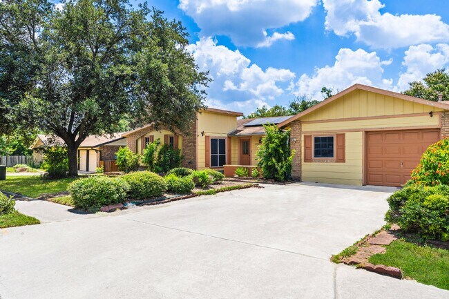 Photo - 12803 El Sendero St