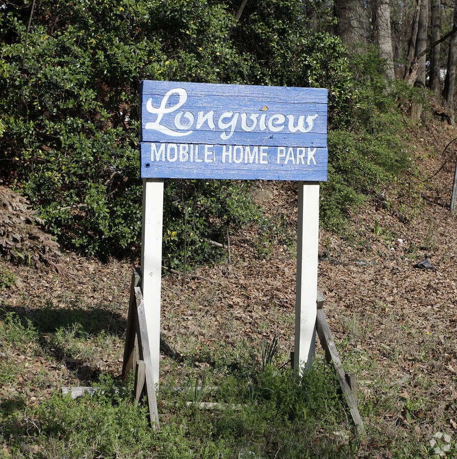 Photo - Longview Mobile Home Park