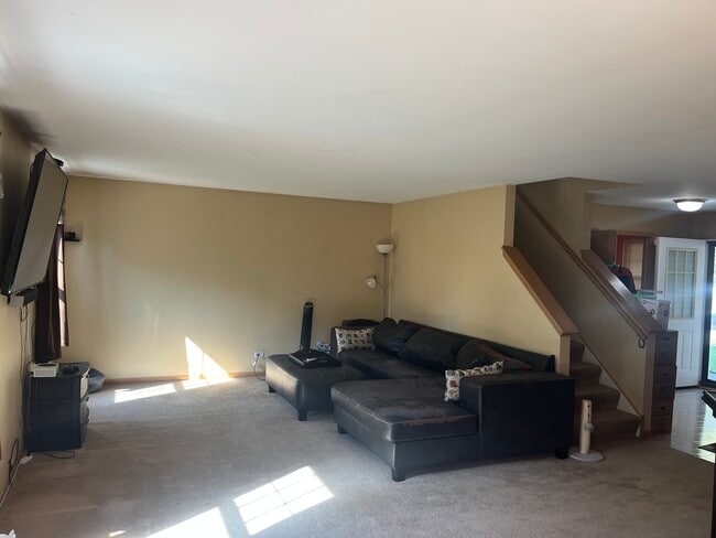 Photo - 655 W Huron Hills Trail