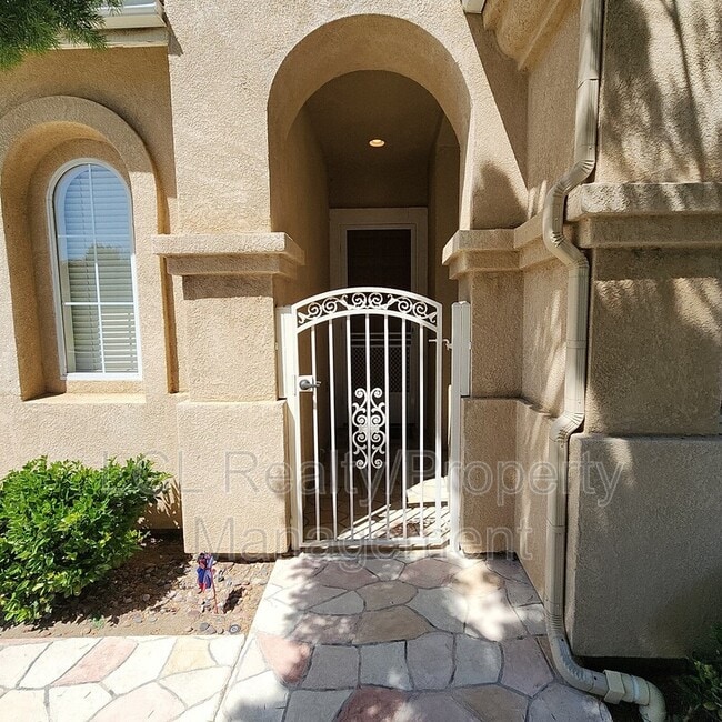 28650 Shady Brook Dr
