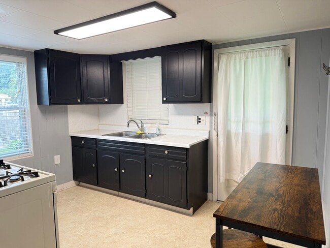 Photo - 1722 Walnut St