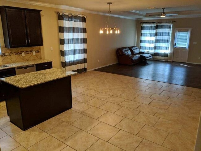 Photo - 2960 Nicholas Cove