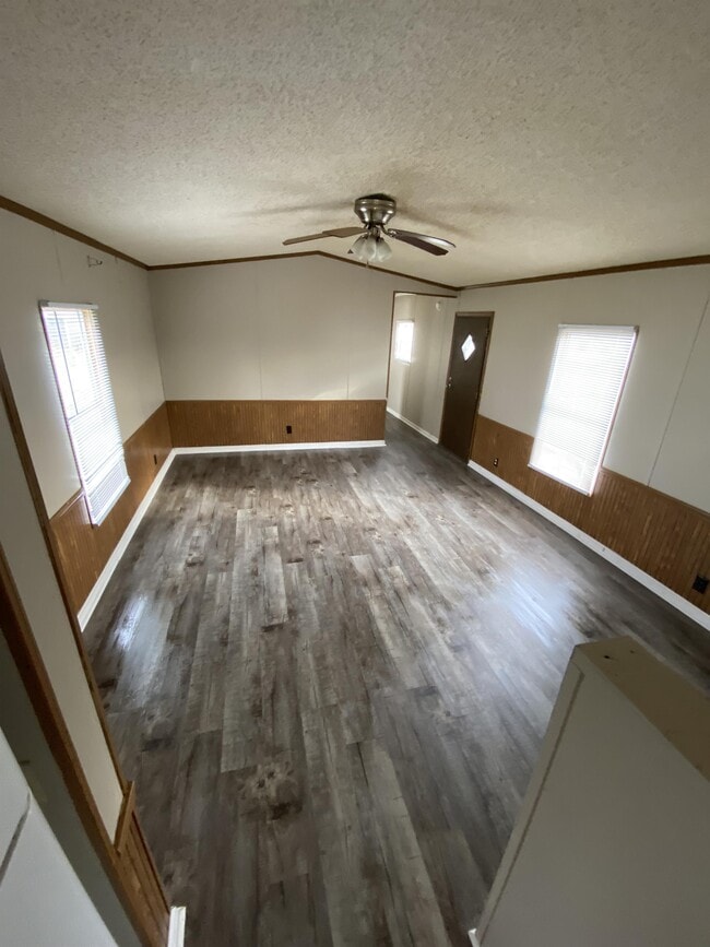 Photo - 199 Zackary St