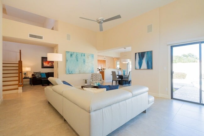 Photo - PRIVATE POOL - 2 BEDROOMS PLUS DEN