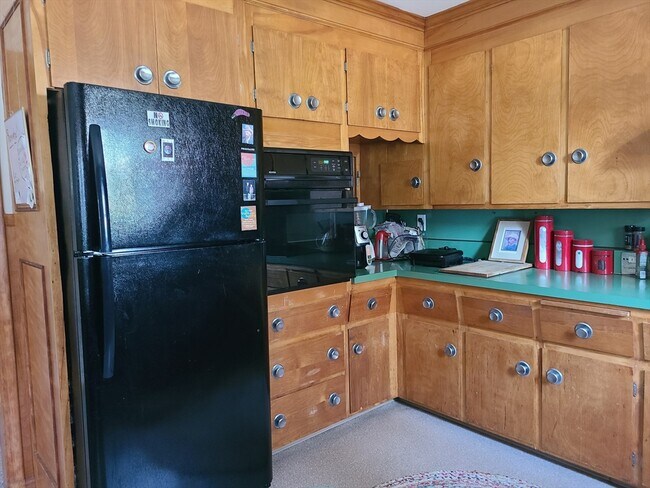 Photo - 159 Lake St Unit 1