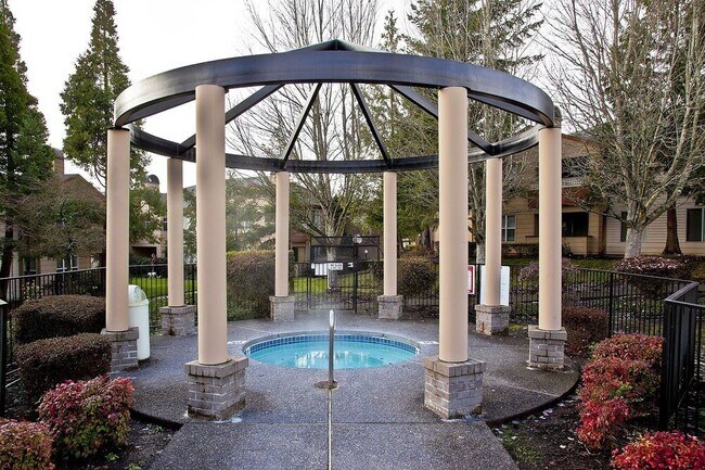 The Club at Tanasbourne Apartments For Rent in Hillsboro