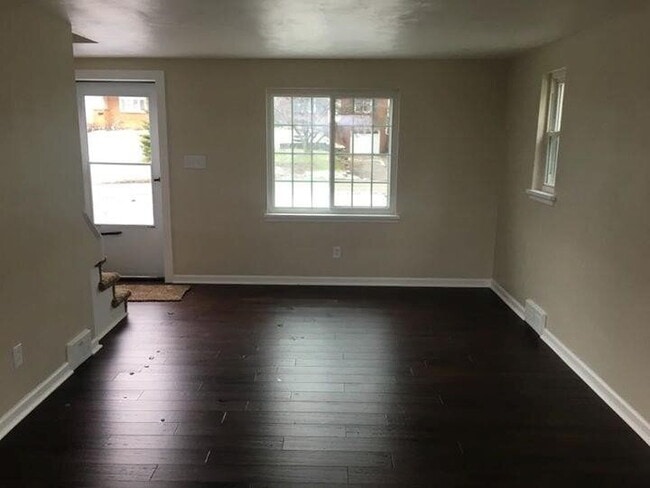 Photo - Spacious 3-Bedroom Home in Monroeville – Near Pittsburgh