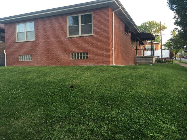 Photo - 3700 January Ave