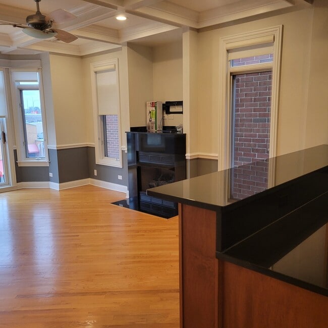 Photo - 2022 N Wood St Unit 3S