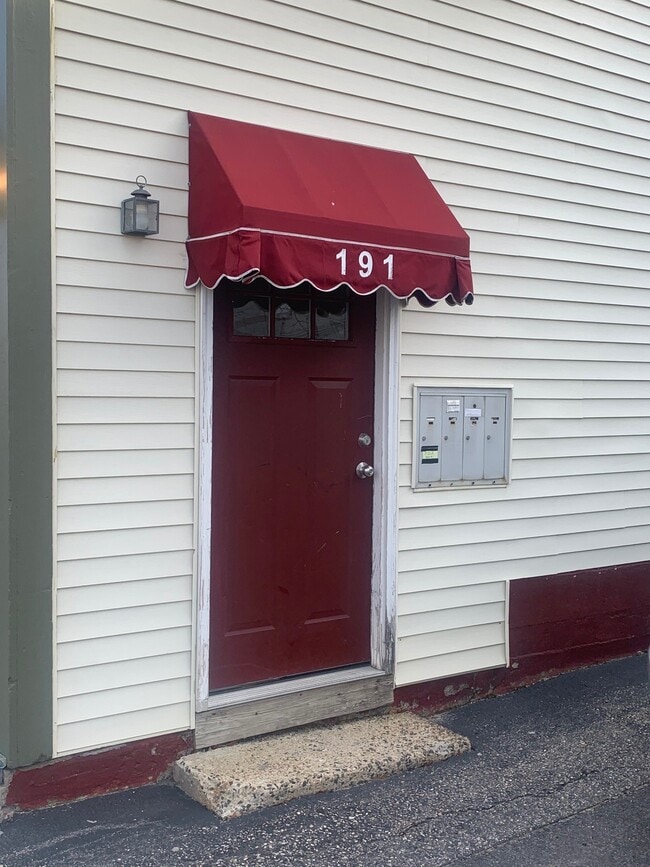 Photo - 191 Main St Unit Apt 2