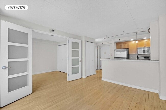 Photo - 53 Boerum Pl