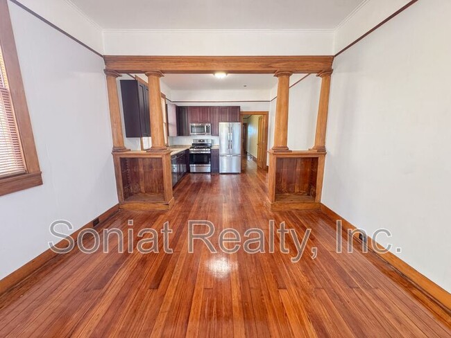 Photo - 2632 O'Reilly St