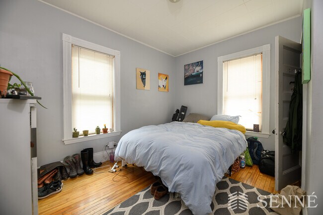 Photo - 134 Elm St Unit 1