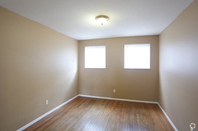 Photo - Normandy Apartments