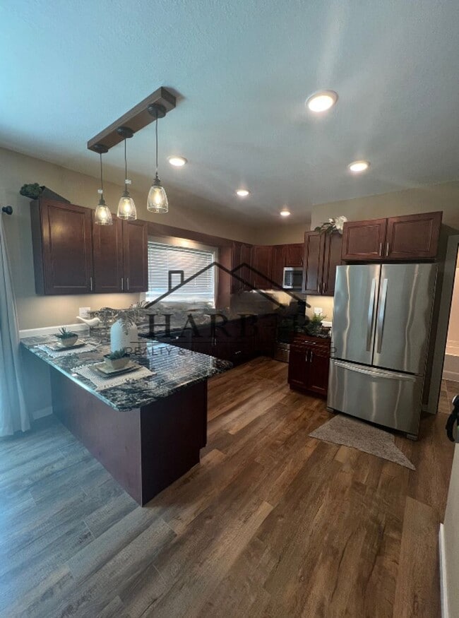 Photo - 807 1st Dr NW Unit A