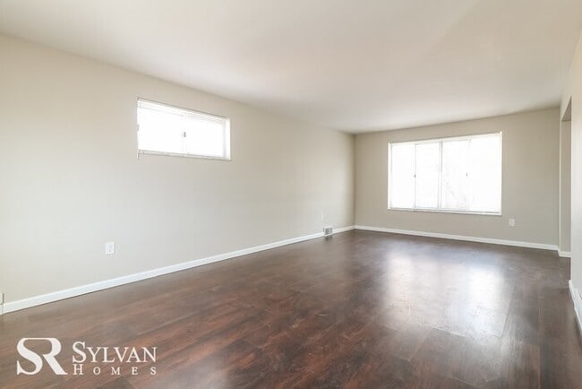 Gorgeous 5 BR in Pittsburgh! - Gorgeous 5 BR in Pittsburgh!