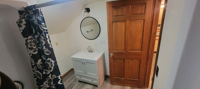 Building Photo - 917 Marsac St Unit #2 Rental