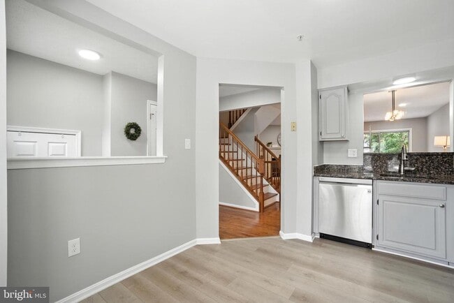 Photo - 205 Quiet Ridge Ct