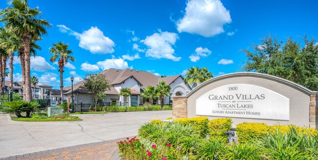 Photo - Grand Villas at Tuscan Lakes