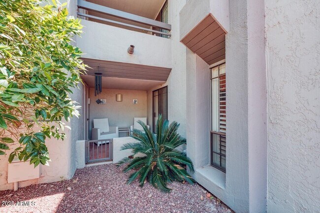 5221 N 24th St Unit 102