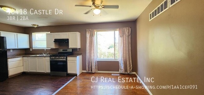 Photo - 10418 Castle Dr