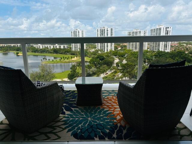 Photo - 20185 E Country Club Dr Unidad 1209