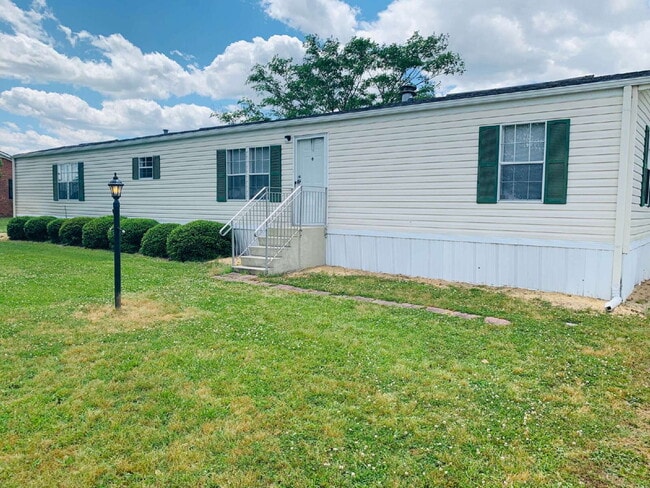 Building Photo - 2 Bedroom, 2 bathroom Singlewide in Mount Olive with Lawn Care included!!