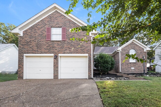 Building Photo - 3724 Belle Oaks Dr Rental