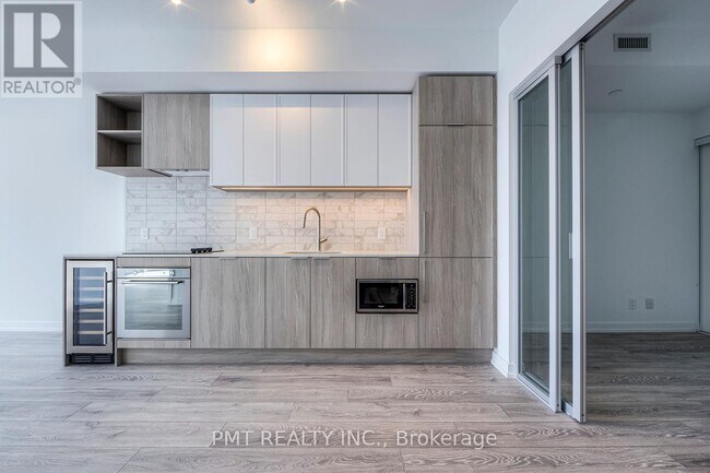 Photo - 2020 Bathurst St Unité 1703