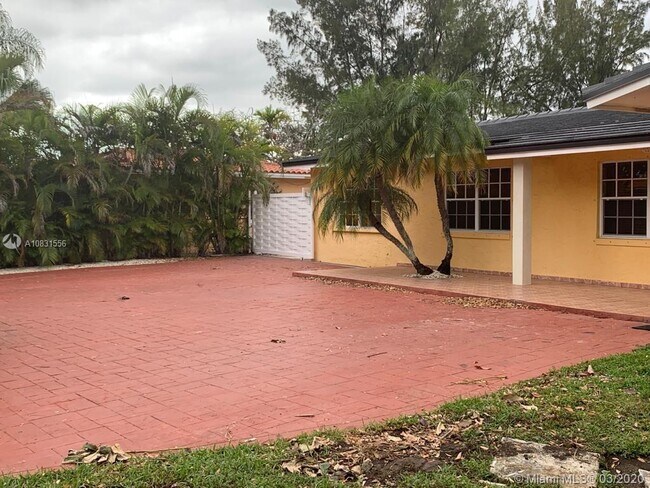 Photo - 13231 SW 68th St