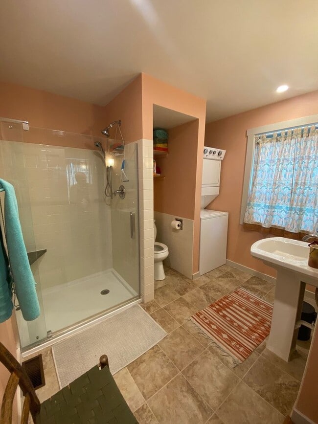 Photo - Furnished One Bedroom plus Office One Bath Seasonal Rental in Downtown Glenwood Springs
