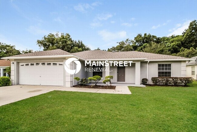 Building Photo - 3 Bedroom Pet-Friendly Home in APOPKA, FL with Main Street Renewal
