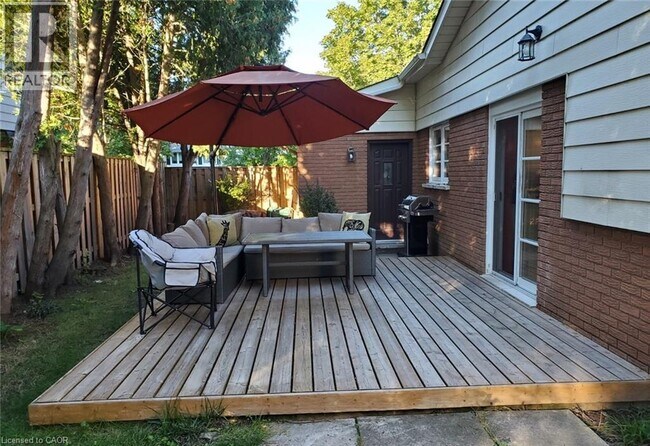 Photo - 350 Oakwood Dr