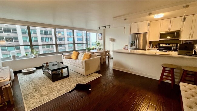 Photo - 3550 N Lake Shore Dr
