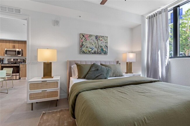 Building Photo - 4 N Federal Hwy Unit 455