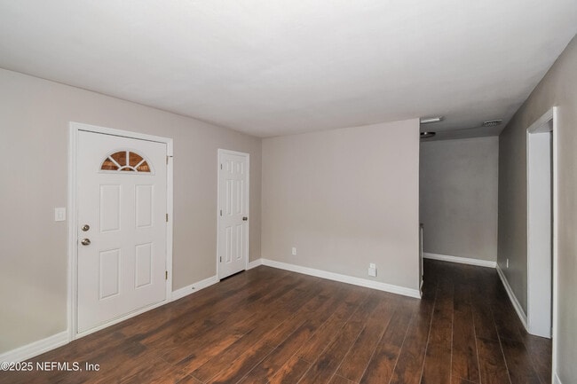 Photo - 4119 Sudbury Ave