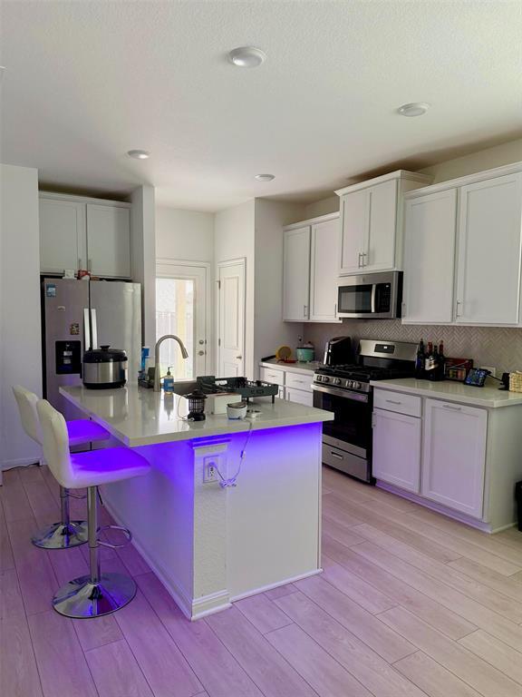 208 Flowers Ave