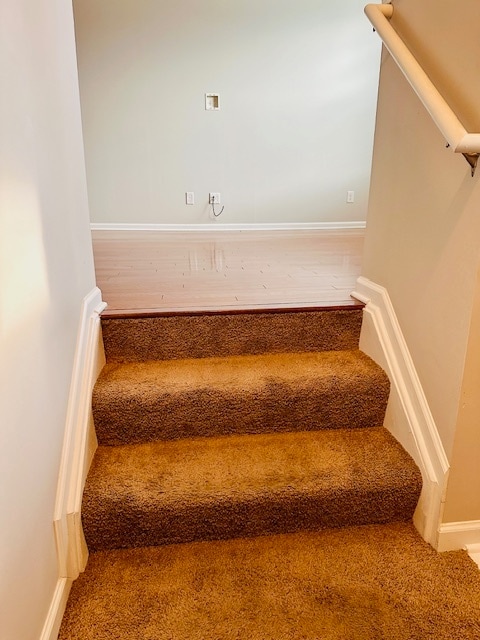 Photo - 863 Barclay Cir