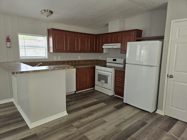 Photo - 119 Elderberry Ln