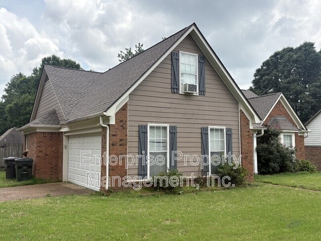 Photo - 7037 Meadowlands Pl