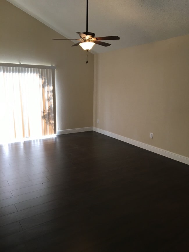 Photo - 17464 Dumont Dr