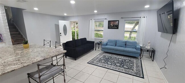 Photo - 7610 W Henry Ave